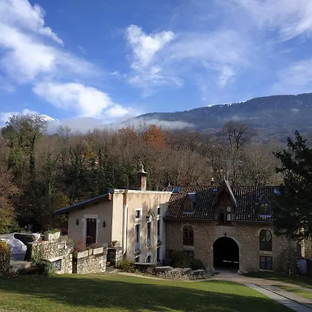 Chateau Uriage-chamrousse 아파트